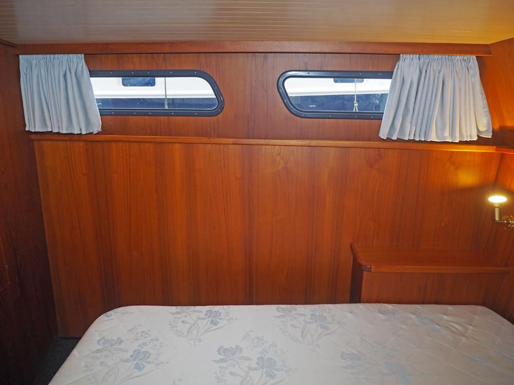 Aft cabin, Accommodation